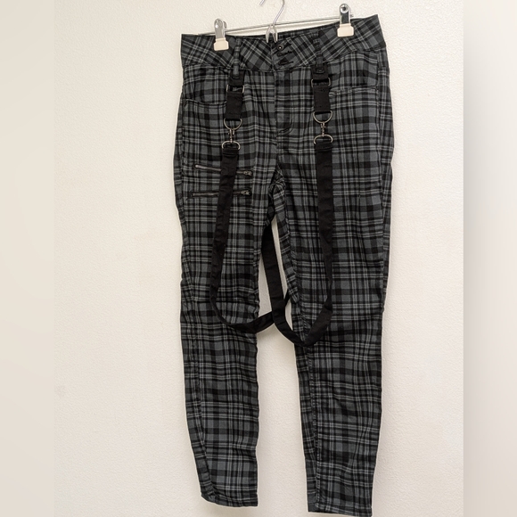 Hot Topic Hi-rise Super skinny Plaid Jeans with Suspenders - Picture 9 of 9